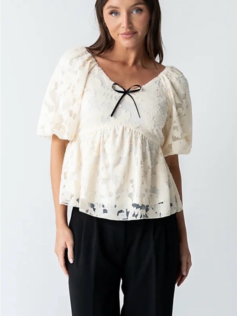 Polagram ivory textured floral jacquard blouse